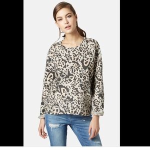 TOPSHOP LEOPARD TOP
